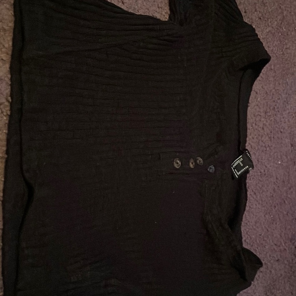 medium cropped button up lightweight long sleeve.